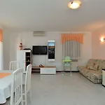 Appartement Gracijela 827