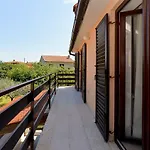 Gracijela 827 Apartamento *