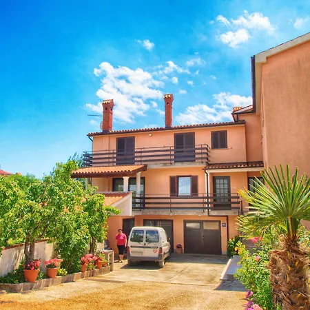 Gracijela 827 Lägenhet *