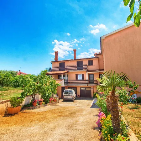 Gracijela 827 Lägenhet *