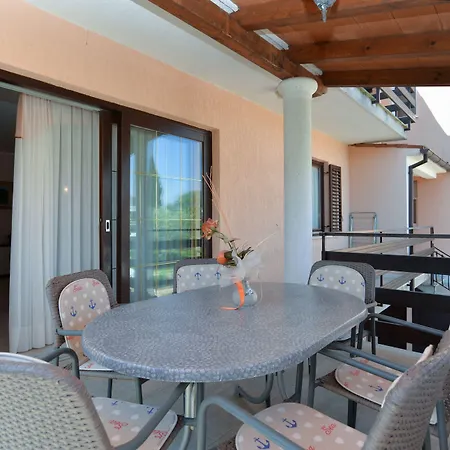 Gracijela 827 Lägenhet