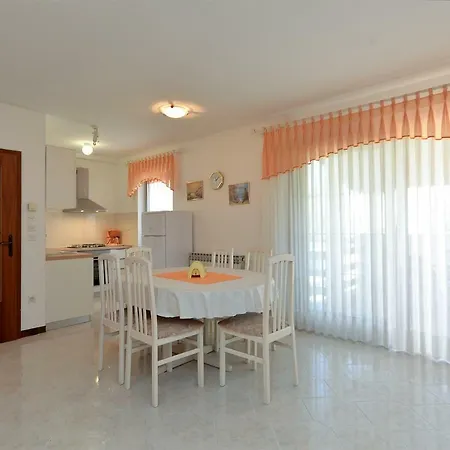 Gracijela 827 Medulin