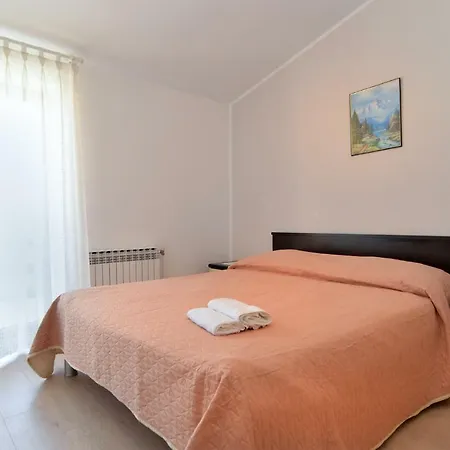 Apartment Gracijela 827 Medulin